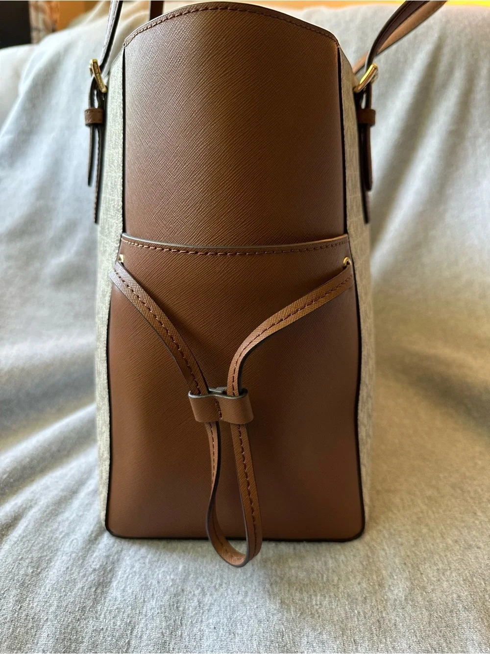 🔥🔥 NWT/ Pristine‎ Condition Michael Kors Gilly Large Tote Bag 🔥🔥